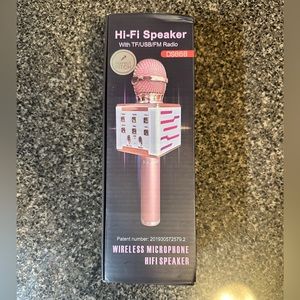 Perfect Pitch Wireless Microphone Hifi Speaker NWT